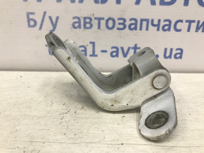 Петля двери передней правой Hyundai Tucson TL 1.7 diesel D4FD
