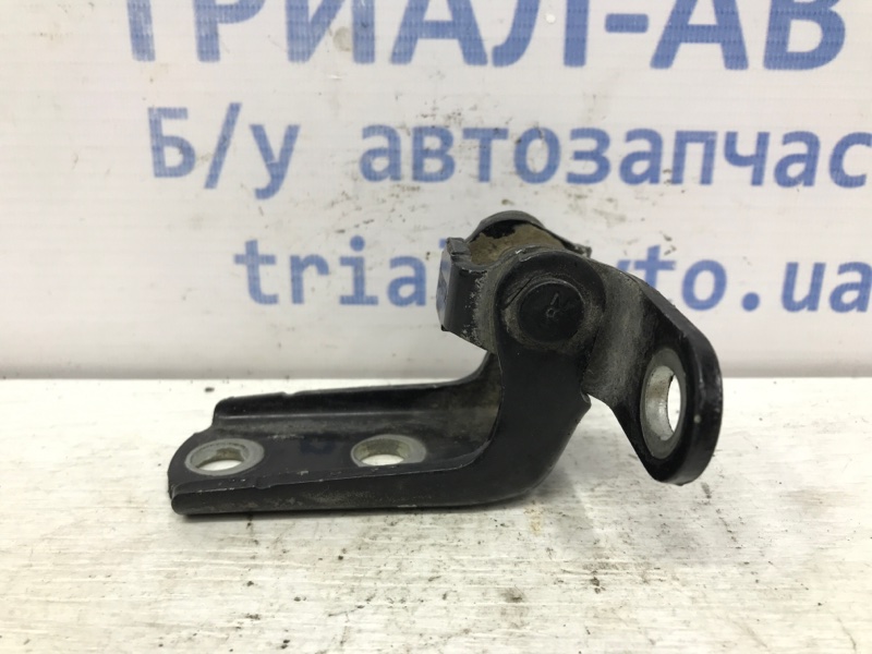 Петля двери задней правой Toyota Avensis T25 1.8 бензин 1ZZFE