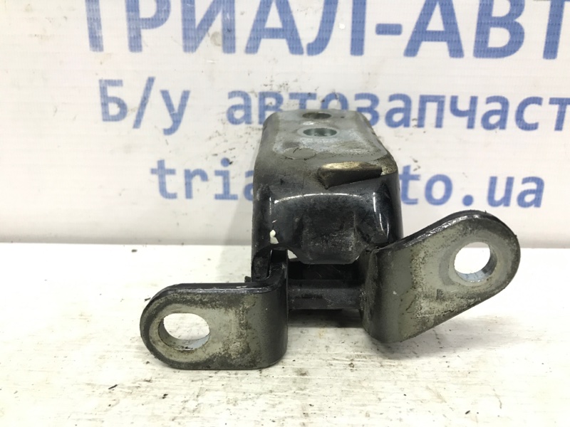 Петля двери передней правой Avensis 2003-2009 T25 1.8 бензин 1ZZFE