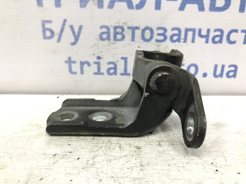 Петля двери передней правой Toyota Avensis T25 1.8 бензин 1ZZFE