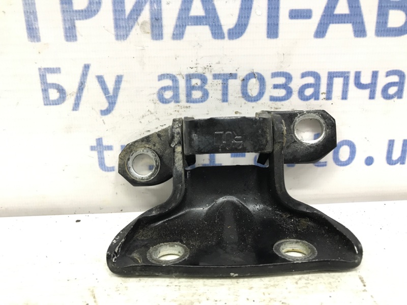 Петля двери задней левой KIA Ceed 2006-2012 ED 1.6 diesel D4FB 794102D000 Б/У