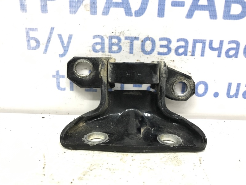 Петля двери задней правой KIA Ceed 2006-2012 ED 1.6 diesel D4FB 794203K000 Б/У