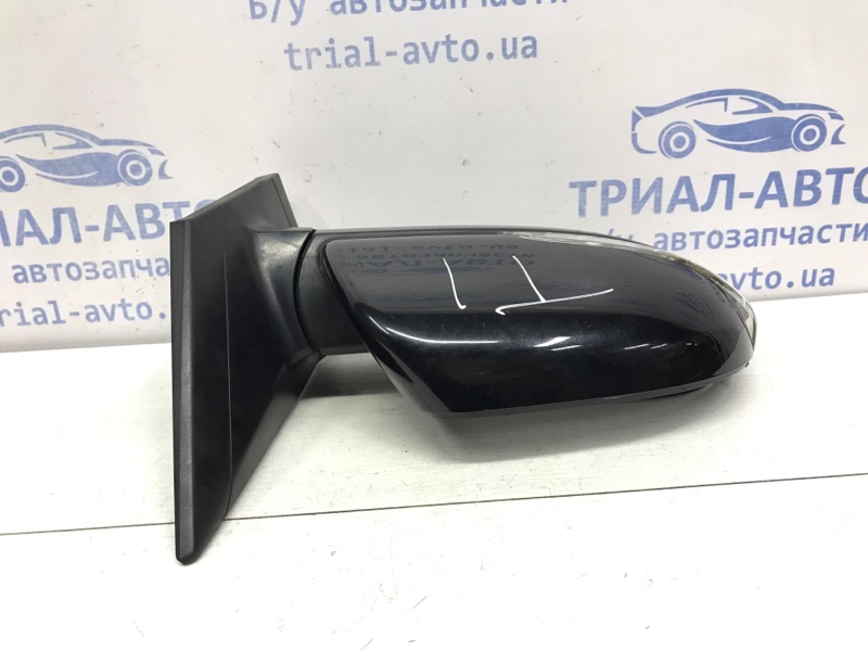 Зеркало правое Korando 2010-2019 C200 2.0 diesel D20Dt