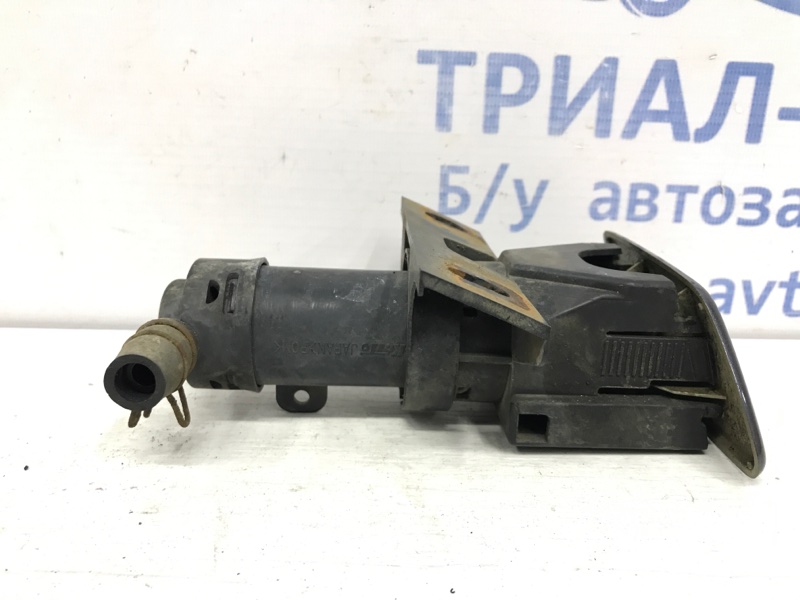 Омыватель фары левый Prado 2002-2009 J120 3.0 Diesel 1KDFTV