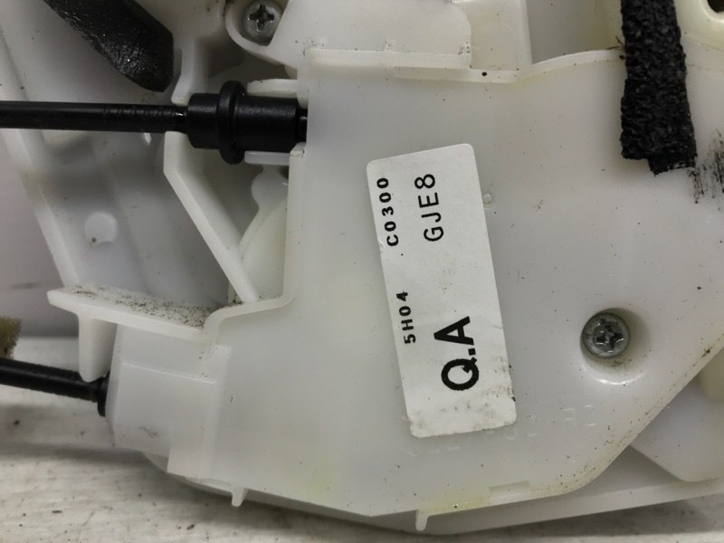 Замок двери передний правый 6 2012- GJ 2.2 diesel Замок двери передний правый 6 2012- GJ 2.2 diesel