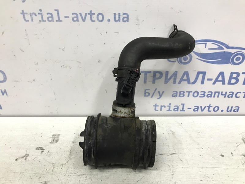 Патрубок воздушного фильтра 6 2012- GJ 2.2 diesel