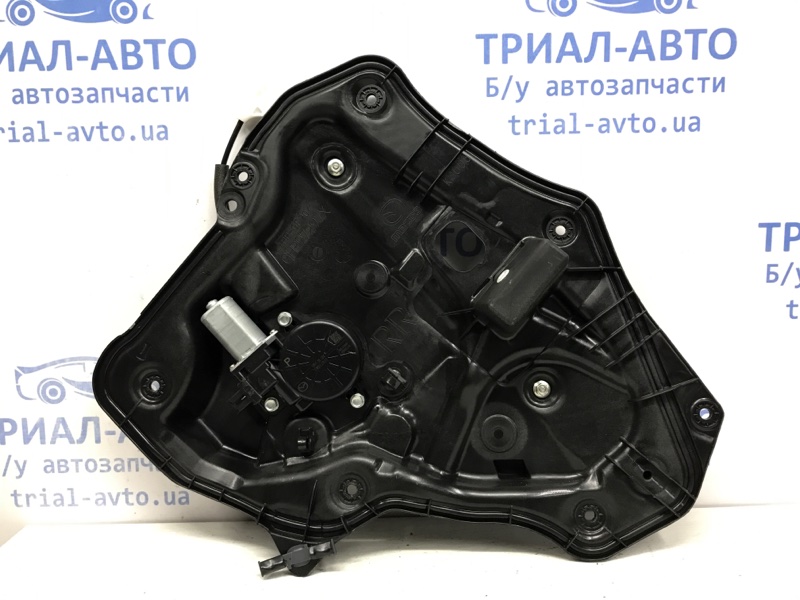 Стеклоподъемник задний правый Mazda 6 2012- GJ 2.2 diesel GHP9-72-590B Б/У