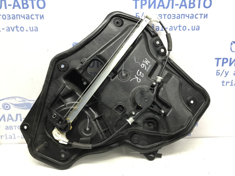 Стеклоподъемник задний правый 6 2012- GJ 2.2 diesel