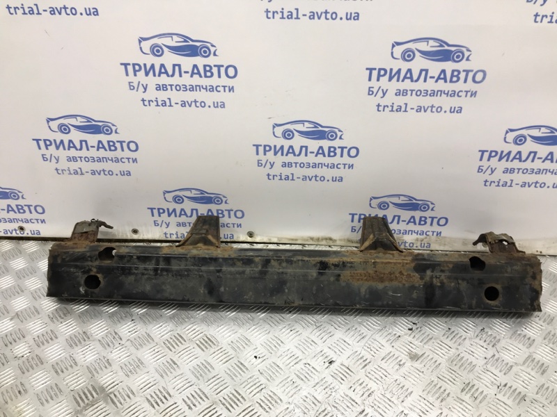 Усилитель бампера передний Toyota Prado 2002-2009 J120 3.0 Diesel 1KDFTV 5202160100 Б/У