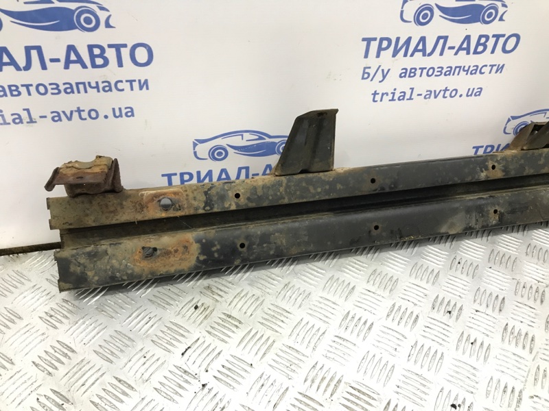 Усилитель бампера передний Prado 2002-2009 J120 3.0 Diesel 1KDFTV