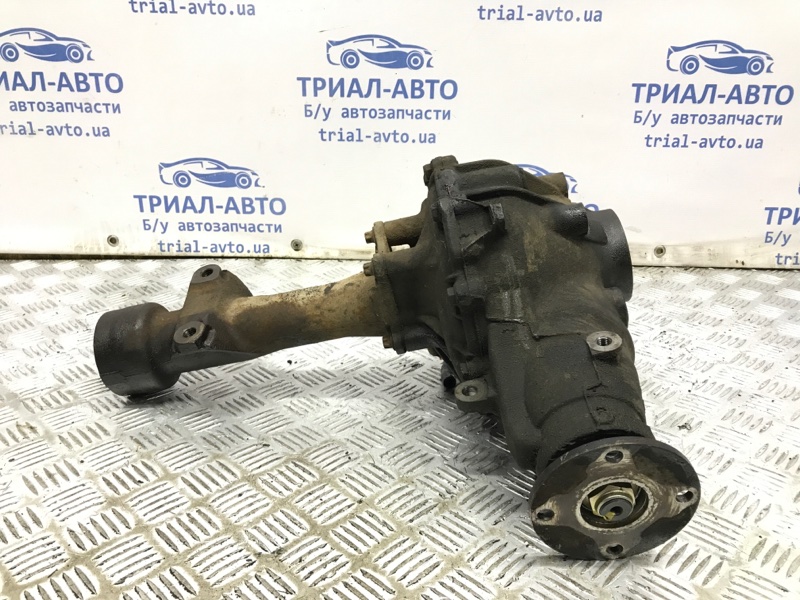 Редуктор передний Toyota Prado 2002-2009 J120 3.0 Diesel 1KDFTV 41110-3D430 Б/У