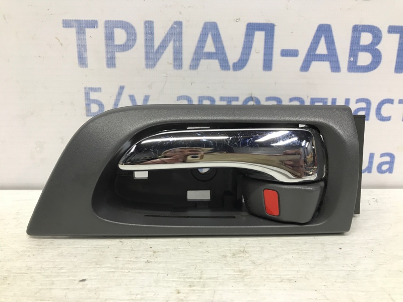 Ручка двери внутренняя левая Toyota Prado 2002-2009 J120 3.0 Diesel 1KDFTV 6920660090B0 Б/У