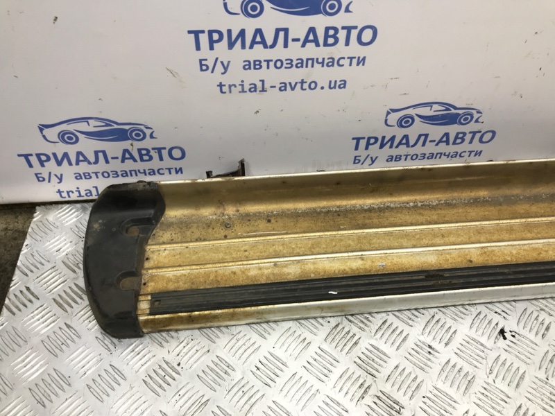Подножка левая L200 2006-2015 KB 2.5 дизель 4D56U АКПП