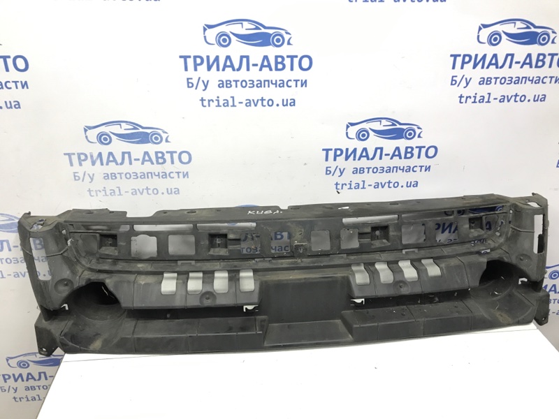 Решетка бампера центральная Ford Kuga 2013-2019 CBS 2.0 diesel 1870314 Б/У