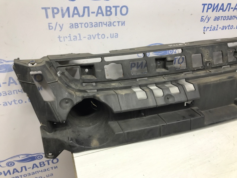 Решетка бампера центральная Kuga 2013-2019 CBS 2.0 diesel