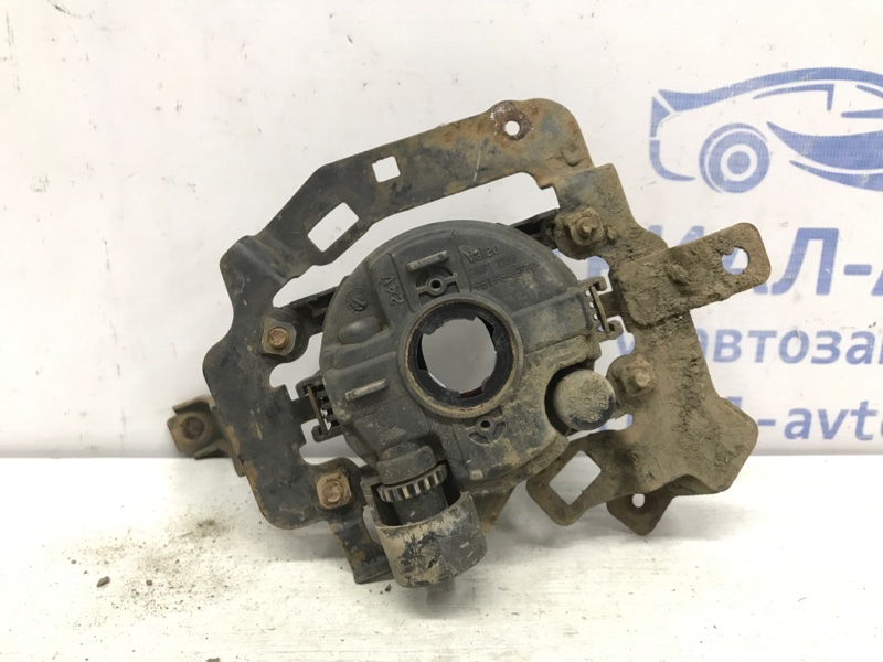 Фара противотуманная L200 2006-2015 KB 2.5 дизель 4D56U АКПП Фара противотуманная L200 2006-2015 KB 2.5 дизель 4D56U АКПП