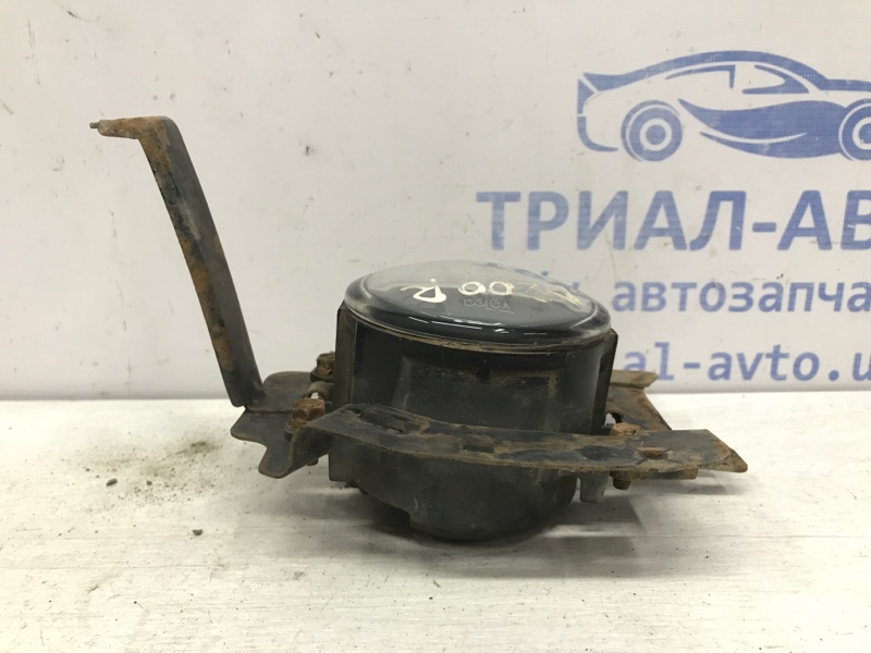 Фара противотуманная Mitsubishi L200 KB 2.5 дизель 4D56U АКПП Фара противотуманная Mitsubishi L200 KB 2.5 дизель 4D56U АКПП