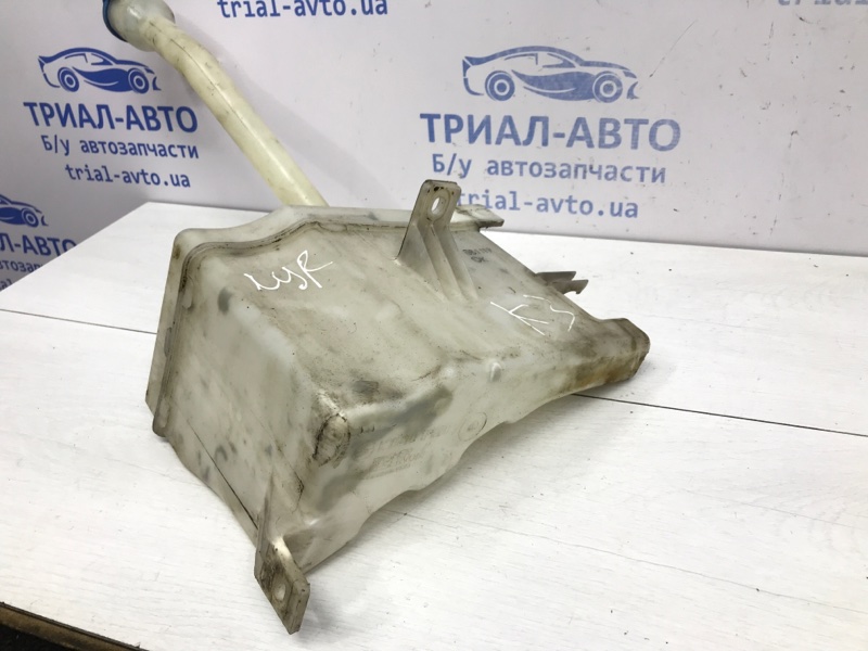 Бачок омывателя Kyron 2005-2016 DJ 2.0 diesel D20Dt Бачок омывателя Kyron 2005-2016 DJ 2.0 diesel D20Dt