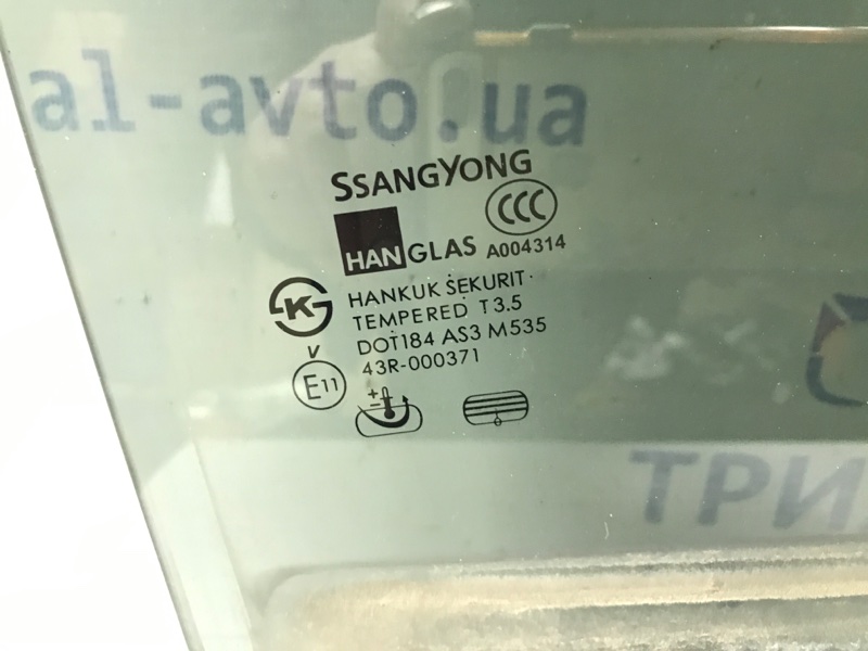 Стекло двери заднее правое SsangYong Kyron DJ 2.0 diesel D20Dt