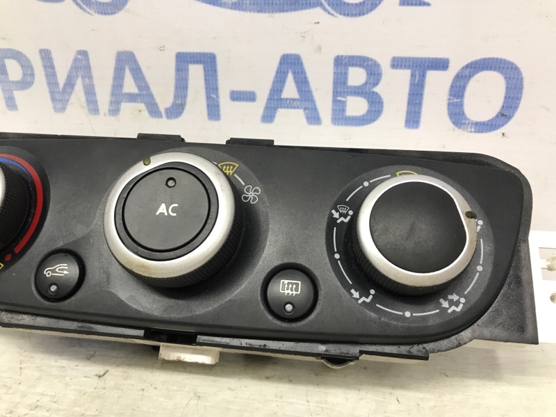 Блок управления кондиционером Renault Megane 3 1.5 Diesel K9K