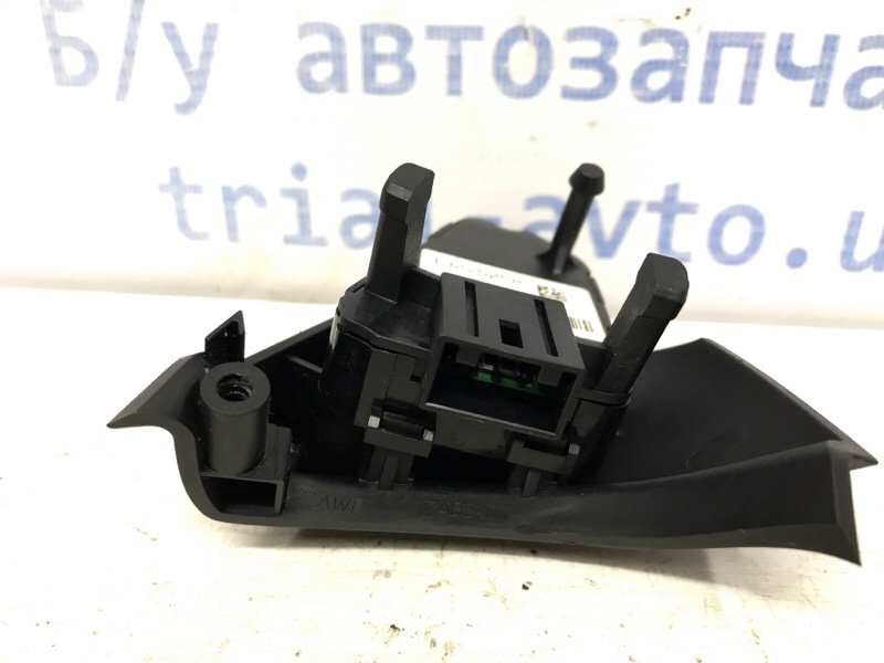 Кнопки руля правые Chevrolet Cruze J300 1.6 бензин F16D4