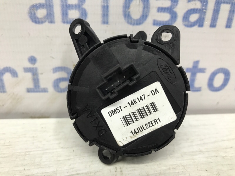 Кнопки руля Ford Kuga CBS 2.0 diesel