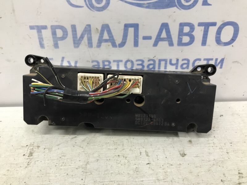 Блок управления кондиционером L200 2006-2015 KB 2.5 дизель 4D56U АКПП