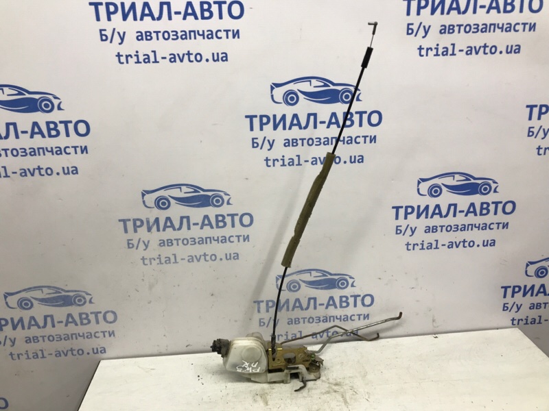 Замок двери передний правый Mitsubishi Pajero Wagon 1999-2006 3 3.2 Дизель 4M41 MR573708 Б/У