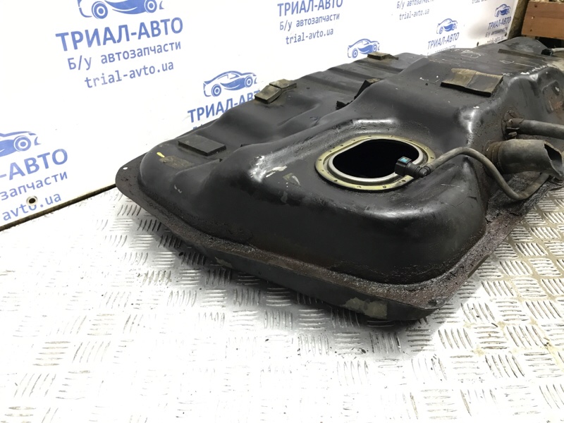 Бак топливный металлический Tucson 2004-2009 JM 2.0 diesel D4EA МКПП