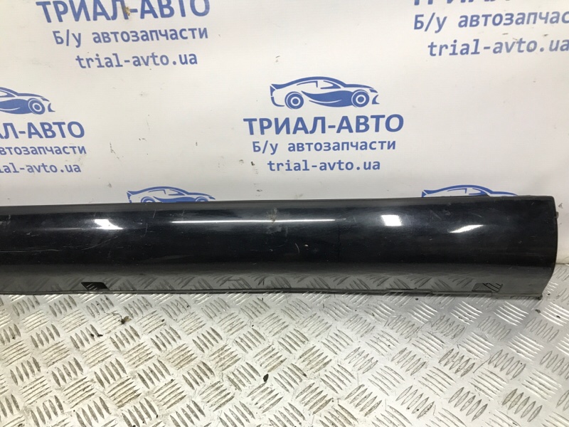 Накладка порога внешняя левая Sorento 2002-2009 BL 2.5 diesel D4CB МКПП