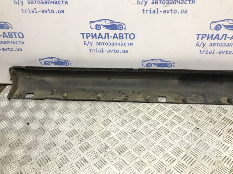Накладка порога внешняя левая Sorento 2002-2009 BL 2.5 diesel D4CB МКПП