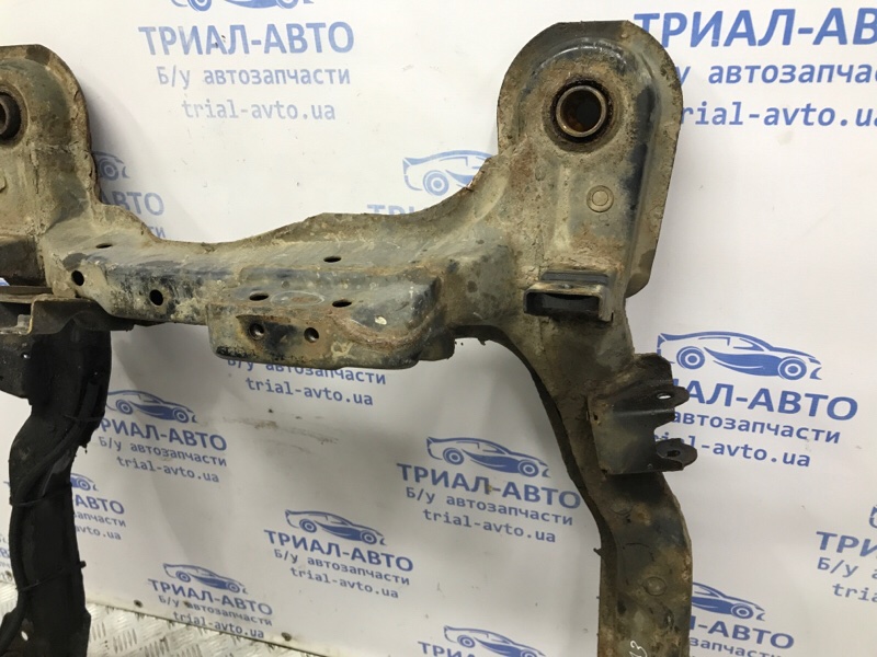 Балка передней подвески АНГЛИЯ Hyundai Tucson JM 2.0 diesel D4EA МКПП