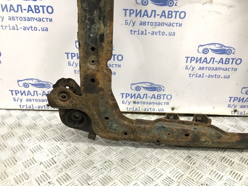 Балка передней подвески АНГЛИЯ Tucson 2004-2009 JM 2.0 diesel D4EA МКПП