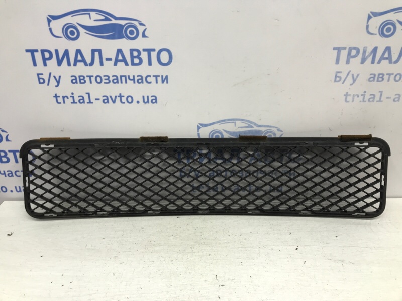 Решетка бампера центральная Tucson 2004-2009 JM 2.0 diesel D4EA МКПП