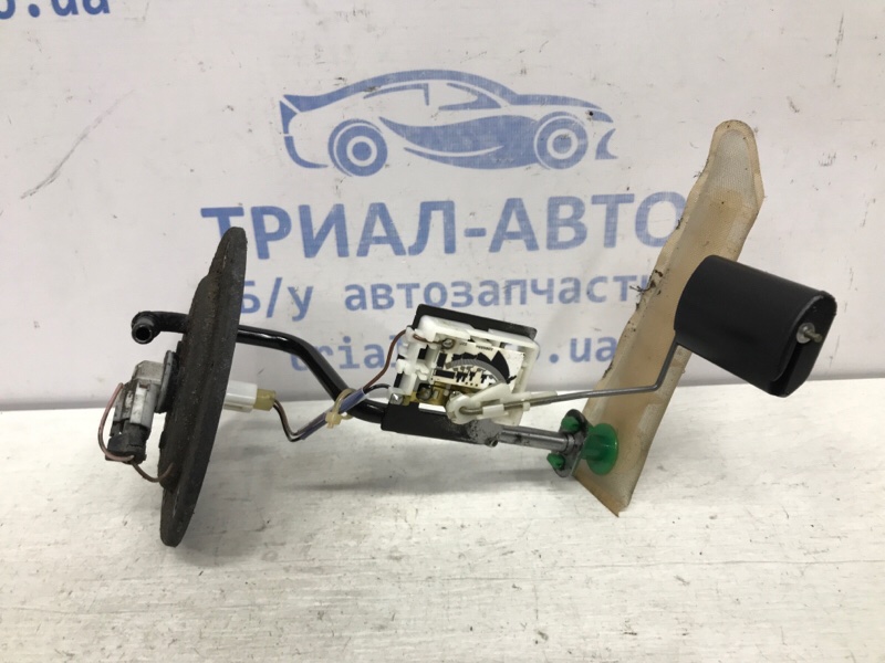 Запчасть датчик уровня топлива в бак Hyundai Tucson 2004-2009 JM 2.0 diesel D4EA МКПП 311102E900 Б/У Датчик уровня топлива в бак Hyundai Tucson 2004-2009 JM 2.0 diesel D4EA МКПП 311102E900 Б/У