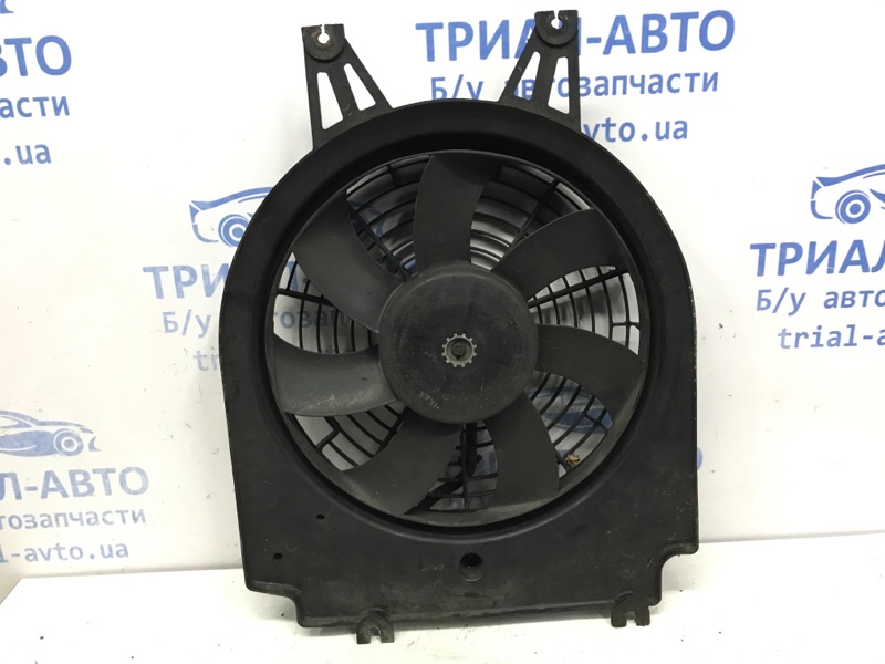Запчасть вентилятор радиатора Kia Sorento 2002-2011 BL 2.5 diesel D4CB МКПП 977303E810 Б/У Вентилятор радиатора Kia Sorento 2002-2011 BL 2.5 diesel D4CB МКПП 977303E810 Б/У