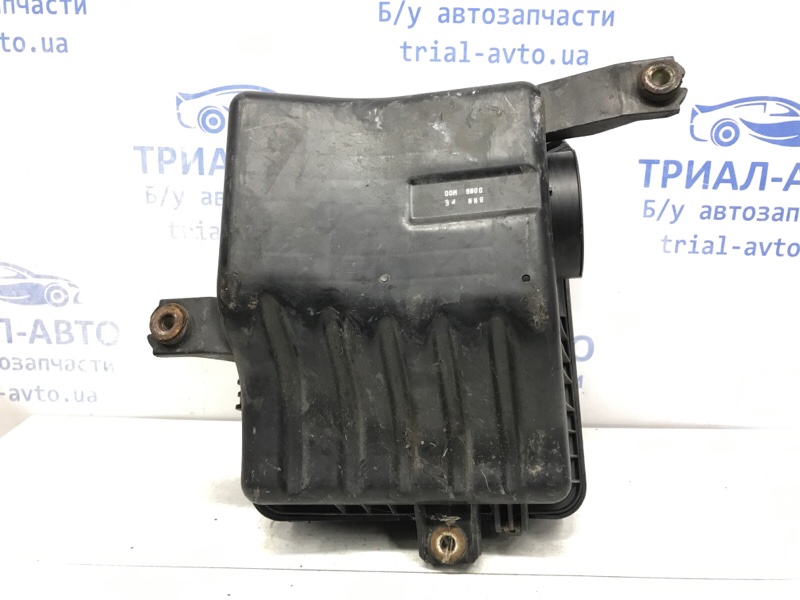 Корпус воздушного фильтра Sorento 2002-2009 BL 2.5 diesel D4CB МКПП