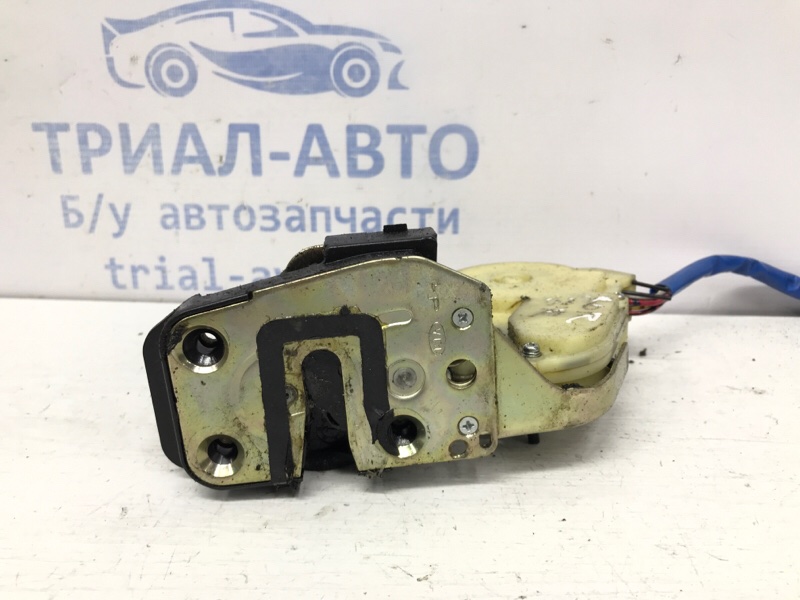 Замок двери задний правый Sorento 2002-2011 BL 2.5 diesel D4CB МКПП Замок двери задний правый Sorento 2002-2011 BL 2.5 diesel D4CB МКПП