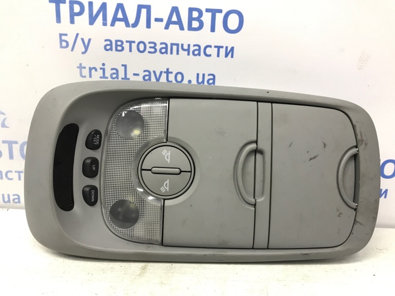 Плафон передний KIA Sorento 2002-2009 BL 2.5 diesel D4CB МКПП 0K53E51410 Б/У