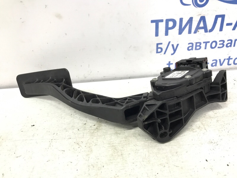 Педаль газа Chevrolet Cruze J300 1.6 бензин F16D4