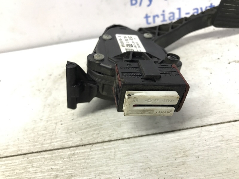 Педаль газа Cruze 2009-2016 J300 1.6 бензин F16D4