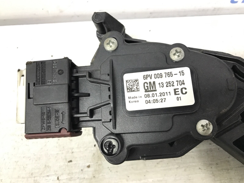 Педаль газа Cruze 2009-2016 J300 1.6 бензин F16D4