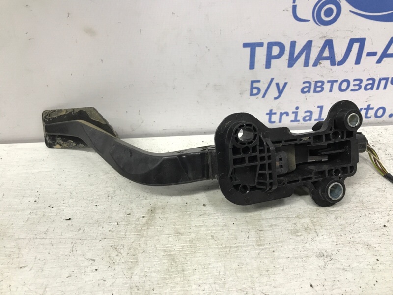 Педаль газа Mitsubishi Outlander XL 2.2 diesel 4N14