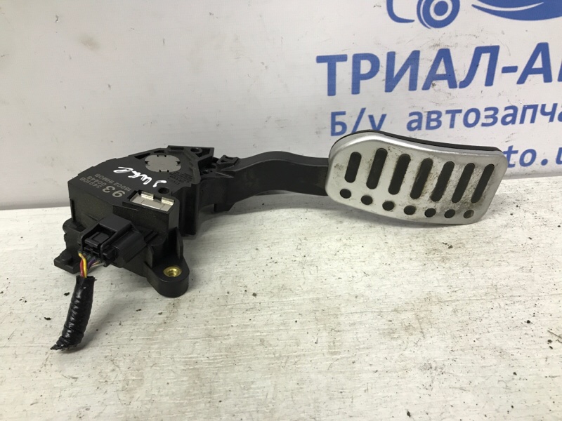 Педаль газа Juke 2010-2019 F15 1.6 turbo MR16DDT