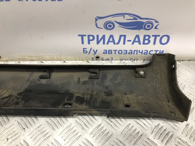 Накладка порога внешняя правая задняя Captiva 2011-2018 C140 2.2 diesel Z22D1
