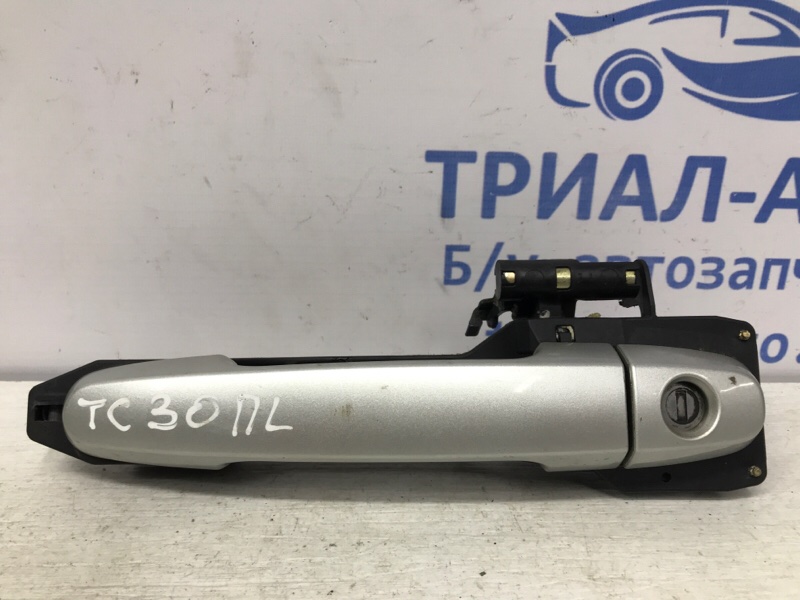 Ручка двери внешняя передняя левая Toyota Camry 2001-2006 XV30 2.4 Бензин 2AZFE 6921033080B1 Б/У