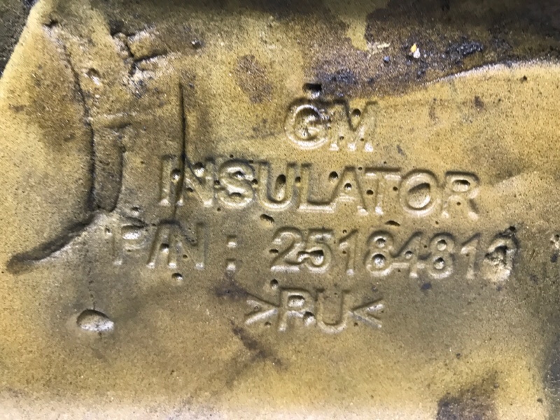 Декоративная крышка ДВС Captiva 2006-2018 C140 2.2 diesel Z22D1 Декоративная крышка ДВС Captiva 2006-2018 C140 2.2 diesel Z22D1