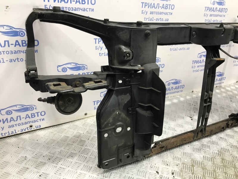 Панель передняя Hyundai Tucson JM 2.0 diesel D4EA