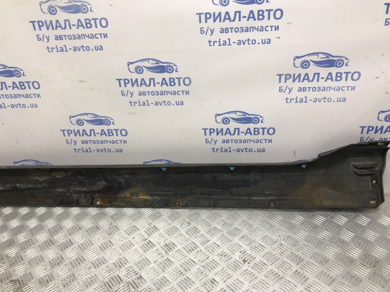 Накладка порога внешняя левая Pajero Wagon 2006-2022 4 3.2 Дизель 4M41