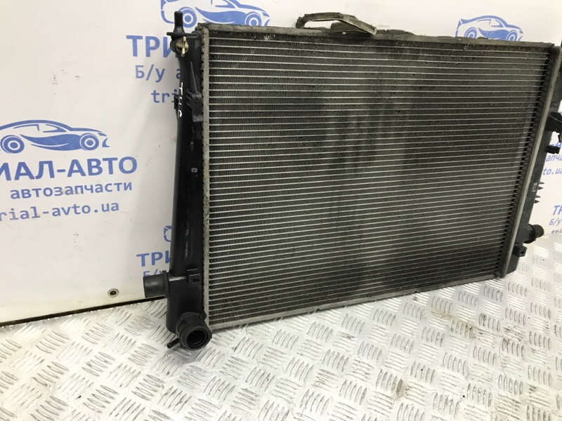 Радиатор основной Tucson 2004-2009 JM 2.0 diesel D4EA Радиатор основной Tucson 2004-2009 JM 2.0 diesel D4EA